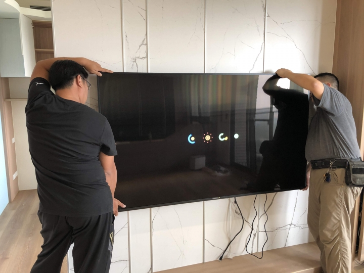 [開箱] Sony 75Z9F 極度不專業開箱