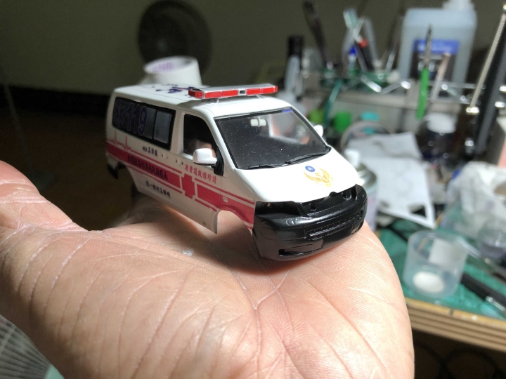 1/43 南投縣政府消防局救護車