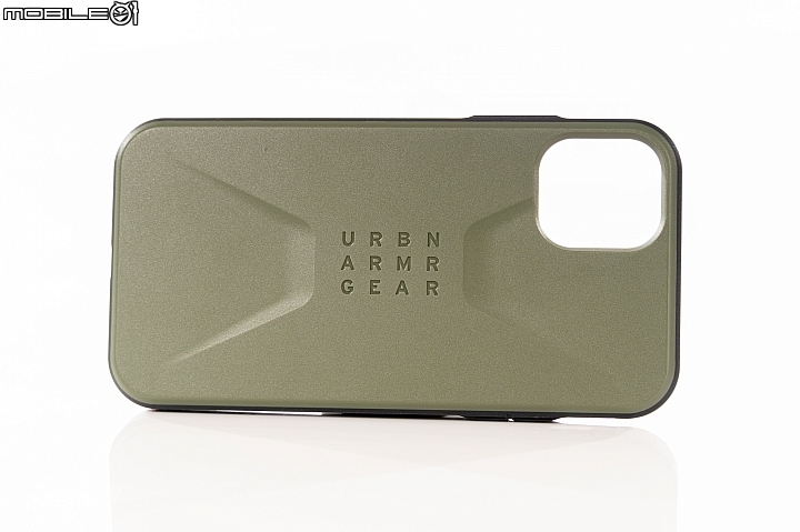 UAG iPhone 11 全系列軍規保護殼開箱 手持無懼 率性百搭