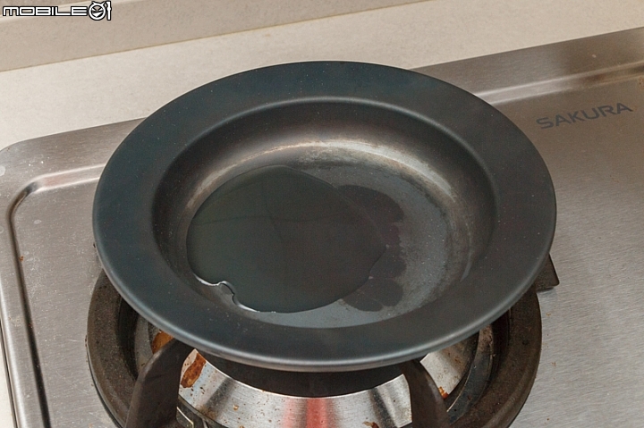 IO FRYING PAN JIU平底鍋 是鍋子也是盤子！