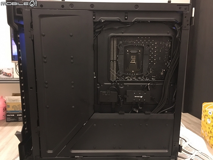 追風者 Phanteks ENTHOO EVOLV X  分享還是推坑?