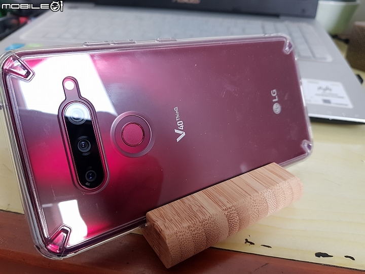 點我看大圖 LG V40七款手機殼分享