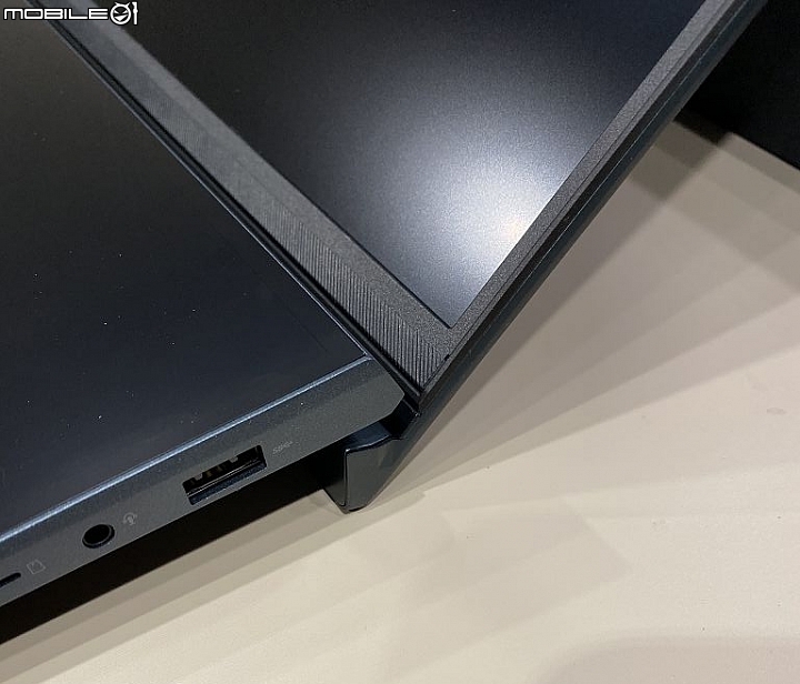 豪華多工雙螢 ZenBook Duo UX481 Core 10th 新機入手開箱