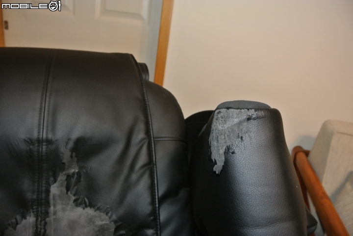 稻田按摩椅皮面問顁