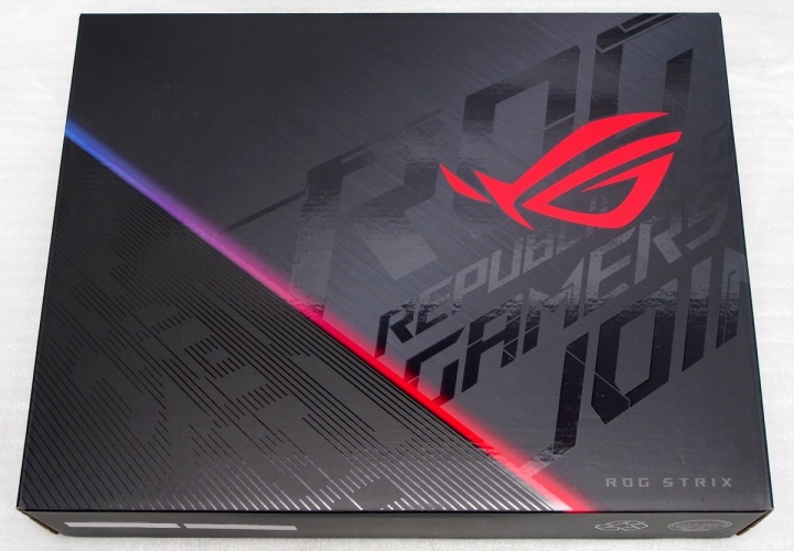 當超跑設計融合 RGB 華碩 ROG STRIX SCAR III G531GW
