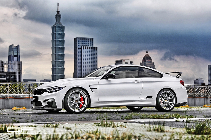 --大內高手-- BMW F82 M4 重裝火力 改裝分享