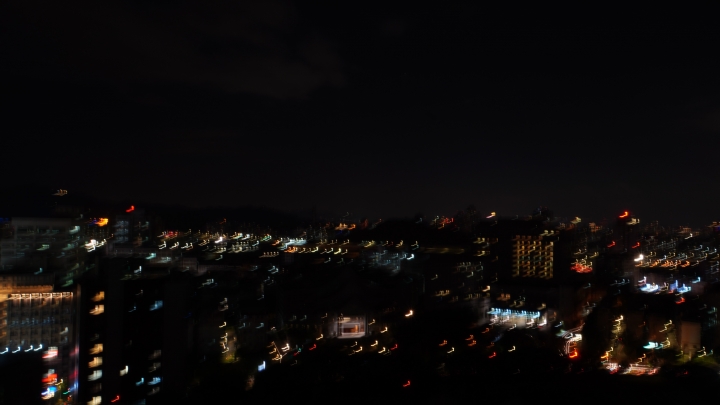 SONY a6400搭配SEL18200L夜拍問題(長曝光)-已解決