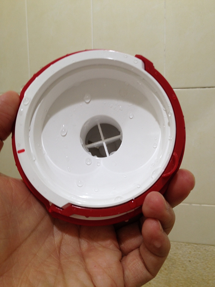 大叔家中兩大三小與《PUPPY小狗電器T10 Home無線手持吸塵器》的試用心得，左右開攻都很讚；Do Vacumming變成舉手之勞喔。