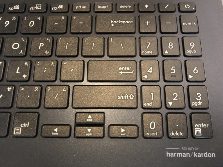 ASUS F571 高CP值筆電簡單開箱 Feat鳳梨鮮蝦燉飯
