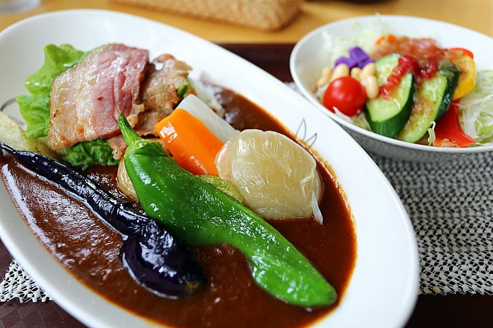 [6D+Osmo Pocket] 夏日北海道自由行Part 3--富良野 田園咖哩飯/富田農場/哈密瓜工房/KUMAGERA