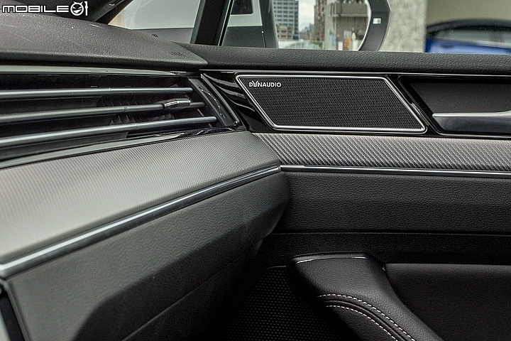 Volkswagen Passat Variant 330TSI R-line 30 Million Edition 試駕 質感配備更精進的優質旅行車
