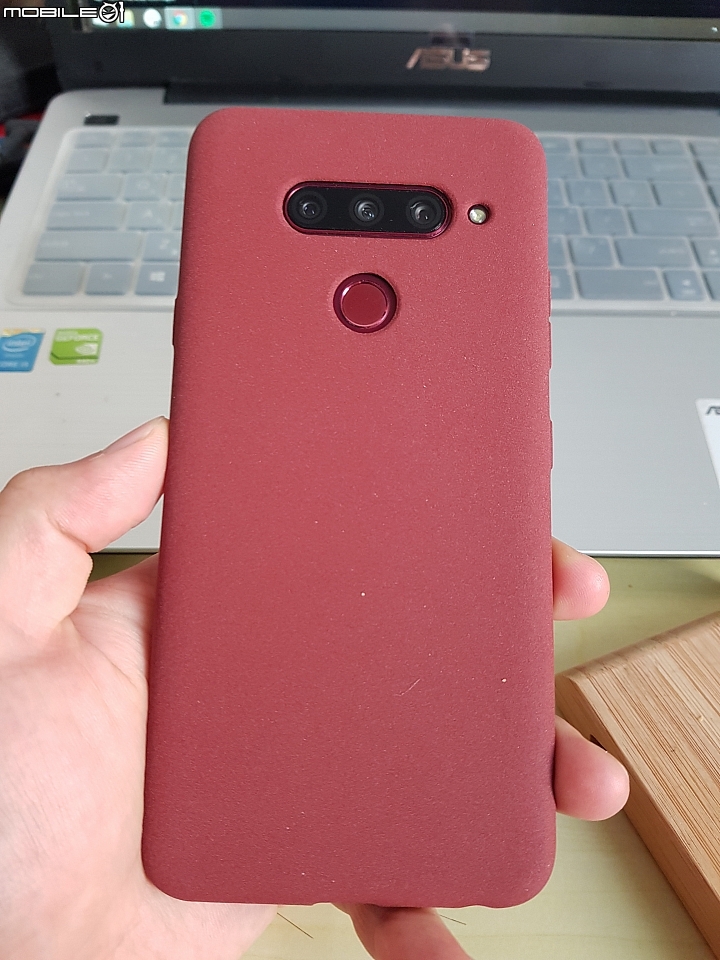 點我看大圖 LG V40七款手機殼分享