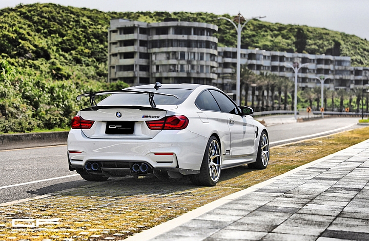 --大內高手-- BMW F82 M4 重裝火力 改裝分享
