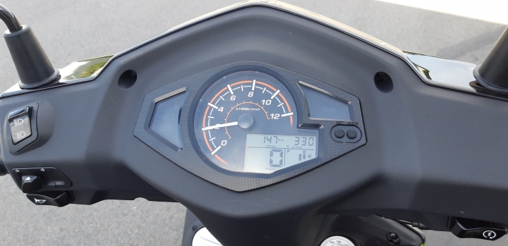 Z1 attila 雙碟CBS入手簡單開箱
