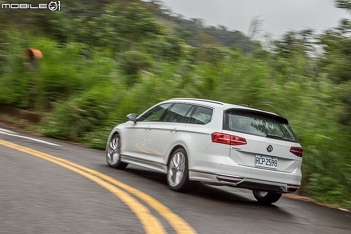 Volkswagen Passat Variant 330TSI R-line 30 Million Edition 試駕 質感配備更精進的優質旅行車