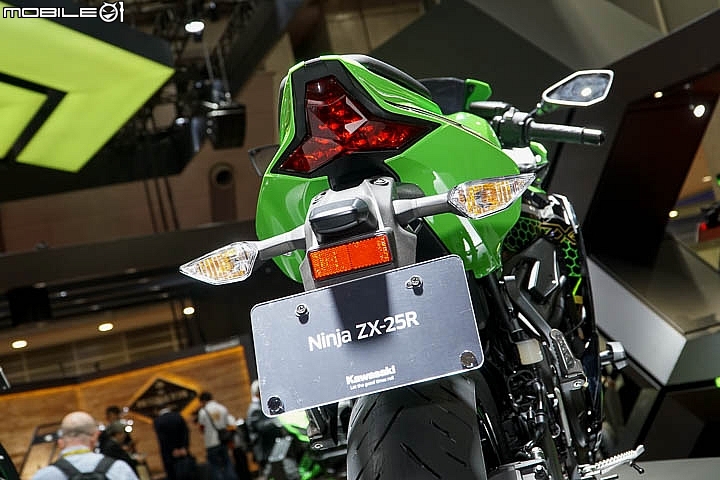 【TMS2019】Kawasaki 機械增壓公升街跑 Z H2 正式發表！傳說中的四缸 250 忍者 Ninja ZX-25R 同場首度公開！