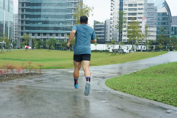 MERRELL BARE ACCESS XTR SWEEPER 跑鞋實測 為環保永續起跑