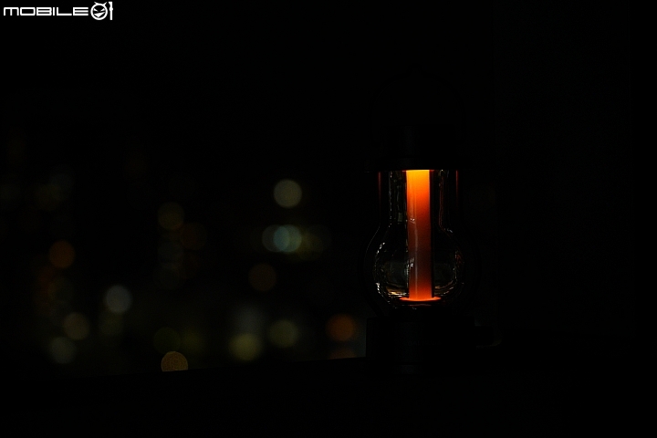 BALMUDA The Lantern 百慕達 LED 燈籠開箱 讓你的露營更有情調