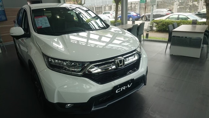 連假忙賞車心得:Outlander、RAV4