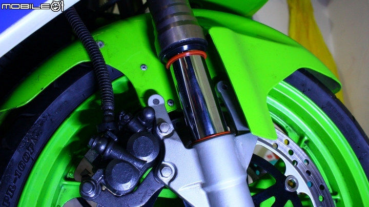 [DIY] ZXR250 前倒叉漏油! 簡易分解保養圖文