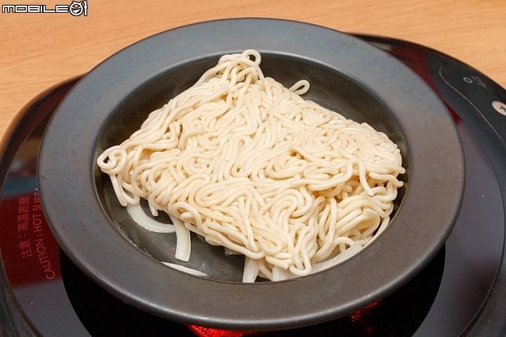 IO FRYING PAN JIU平底鍋 是鍋子也是盤子！