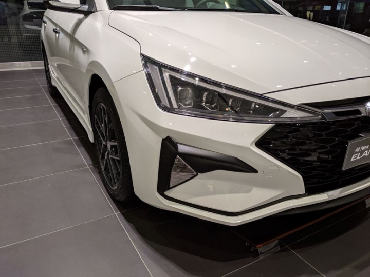 分享一下,前天看的elantra sport 狂潮版套件