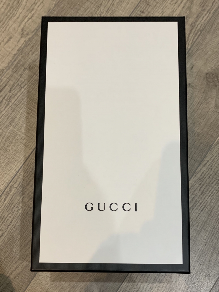 「開箱」GUCCI “GUCCY” 黑色漫天金星懶人鞋