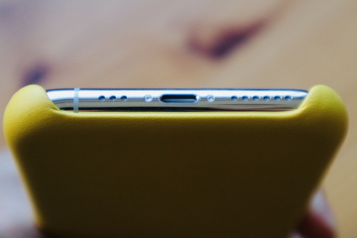 iPhone 11 pro 原廠皮革保護套開箱