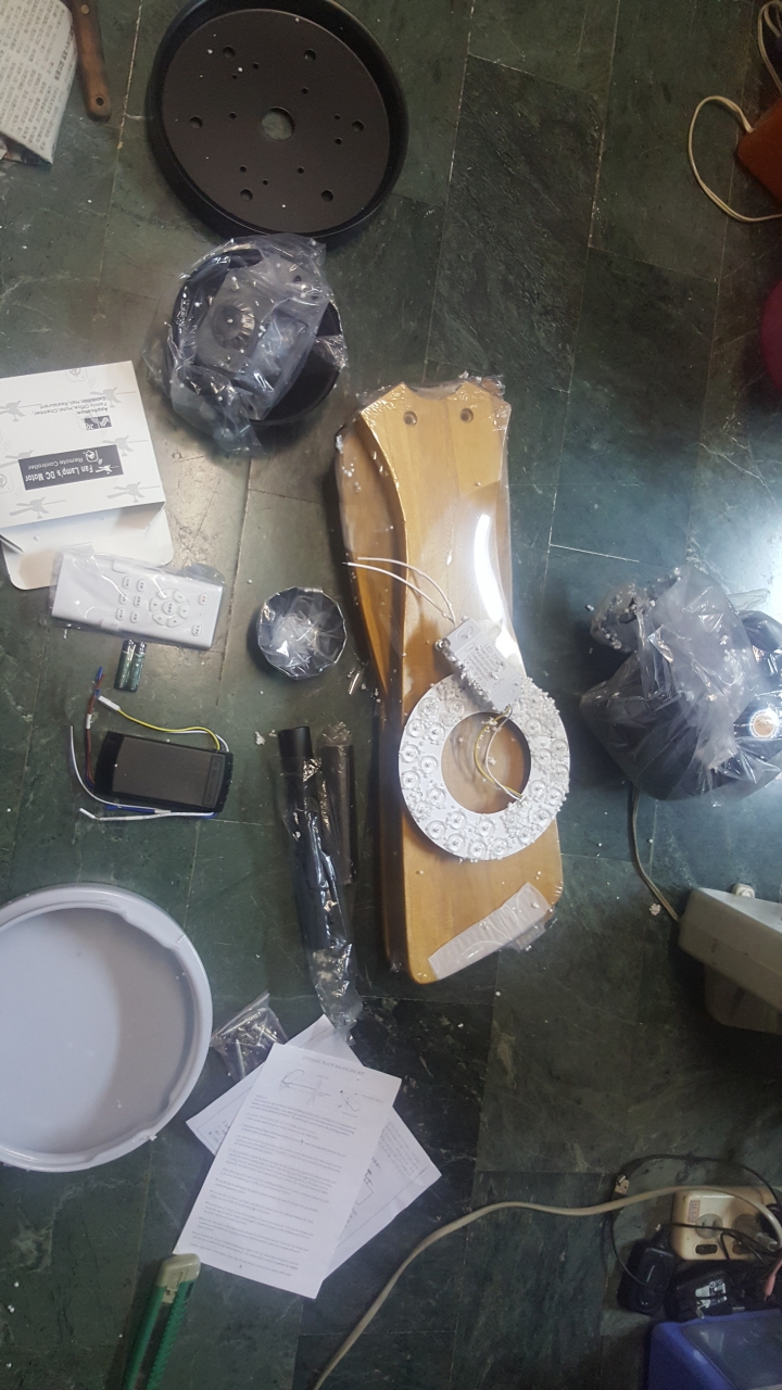 《開箱》省錢 純手工DIY 大改造房間 無印風 (其實就是買無印SUS層架而已XD)