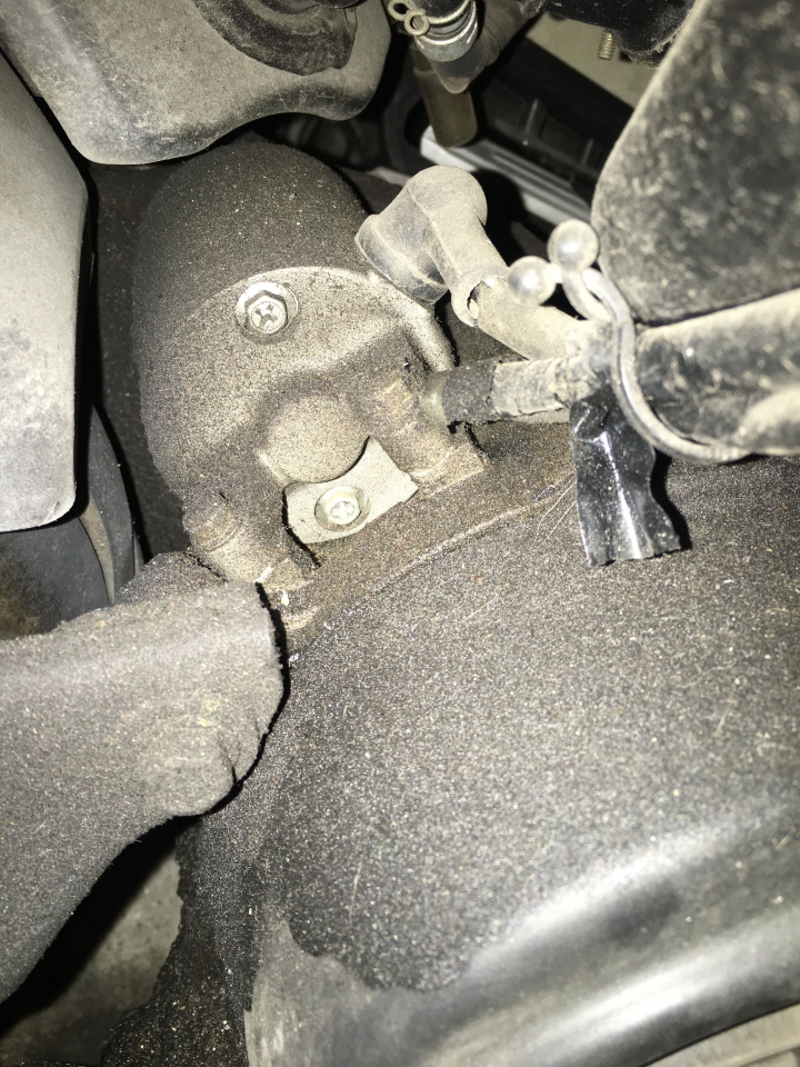 宏佳騰 OPEN小將特仕車 引擎嚴重油泥問題