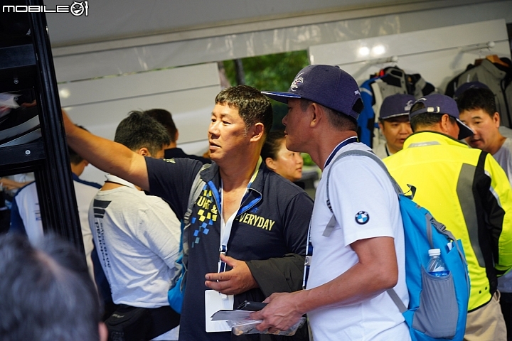 BMW Motorrad Days 2019 重機大會師！李佳薇現場演唱、R 75 二戰古董車來台！