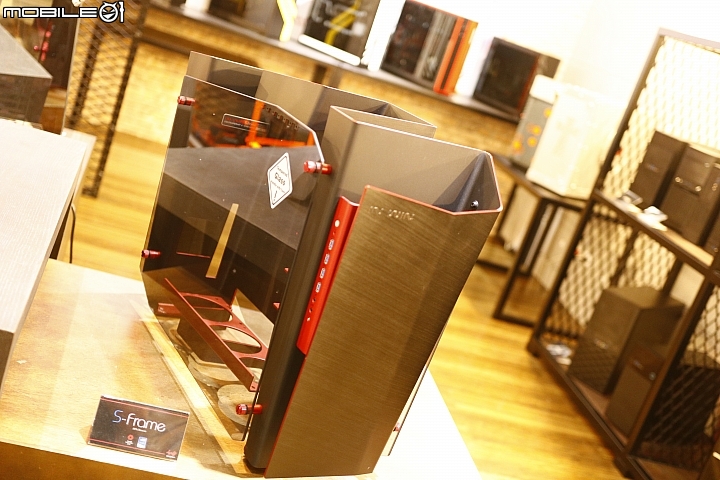 【多項台灣精品機殼】 IN WIN VIP Show ROOM 參訪實錄。圖多廢話少。