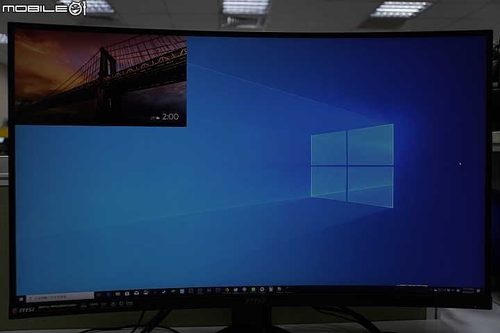 MSI Optix MAG321CURV 曲面螢幕 家用主機享受4K HDR的好幫手