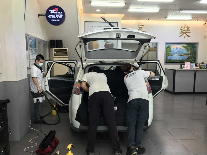舊車換隔熱紙經驗分享(三菱colt plus)