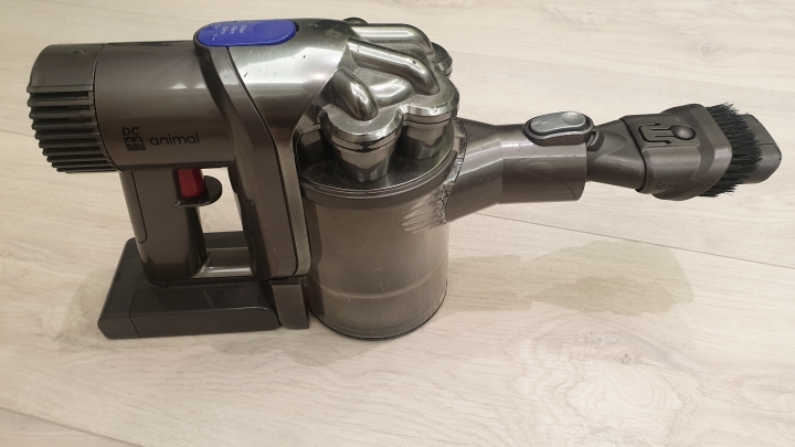 「一機在手，乾濕隨我」LG A9+濕拖吸塵器試用心得分享