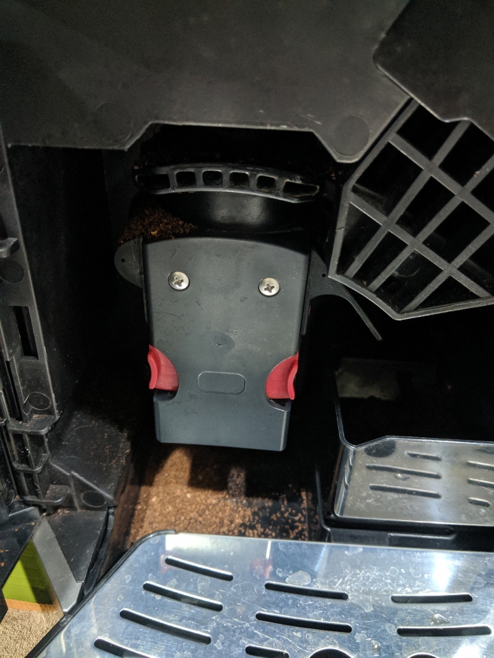 請問這種全自動咖啡機怎麼保養？