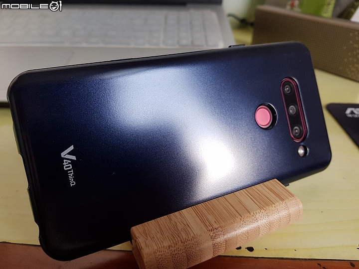 點我看大圖 LG V40七款手機殼分享