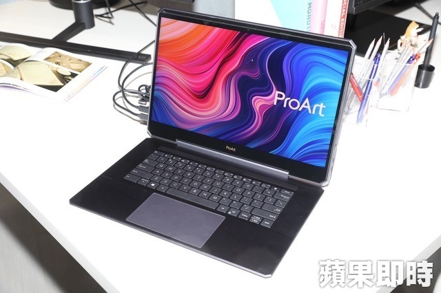 售價驚人!全球最快筆電亮相華碩ProArt系列要價33萬