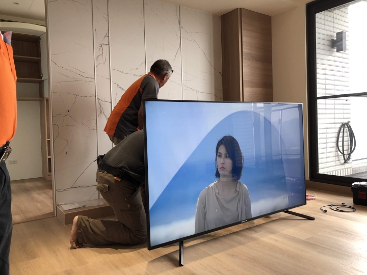 [開箱] Sony 75Z9F 極度不專業開箱