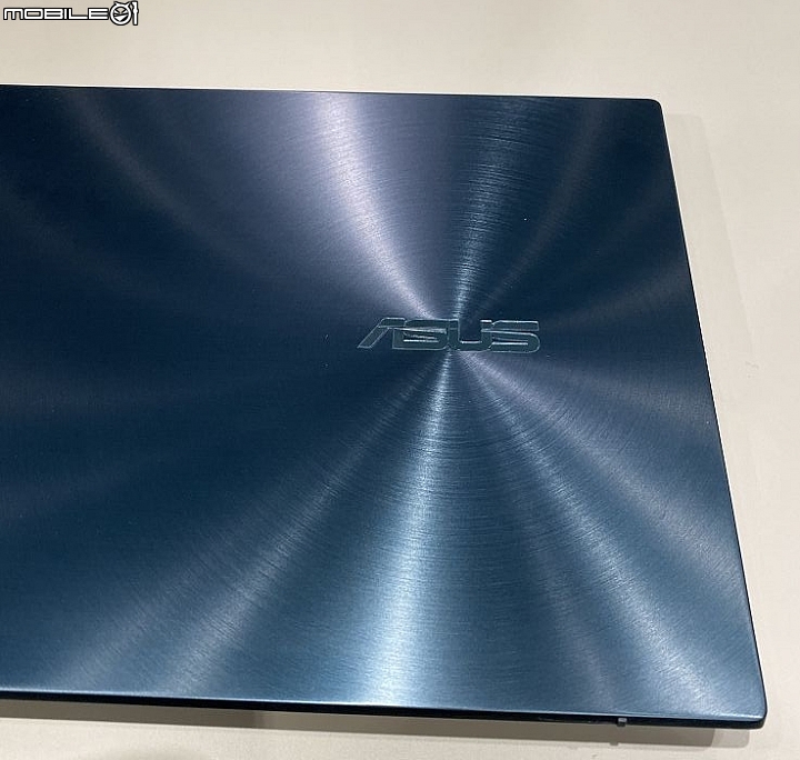 豪華多工雙螢 ZenBook Duo UX481 Core 10th 新機入手開箱