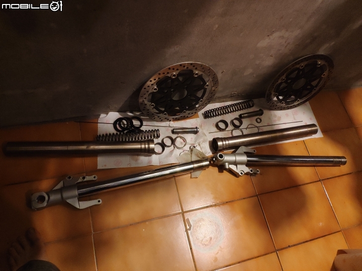 [DIY] ZXR250 前倒叉漏油! 簡易分解保養圖文
