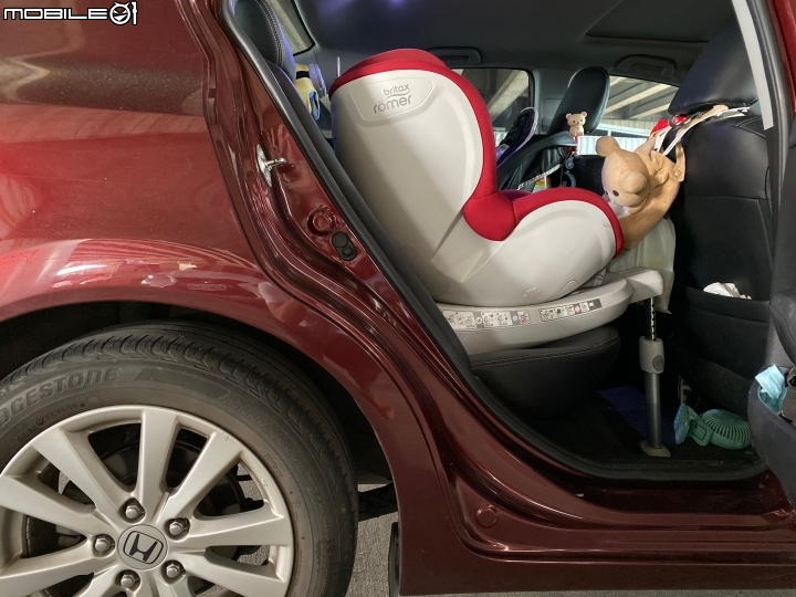 [3款360度安全座椅] VS Honda Civic  isoFix 安裝 新生兒 0-4歲  旋轉汽座 試坐記錄