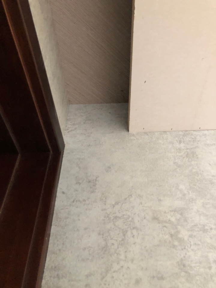 【開箱】光與影、黑白灰 台中逢甲 4房 重點裝潢 好 ~~~ 不簡單 ( 純看裝潢內容 )