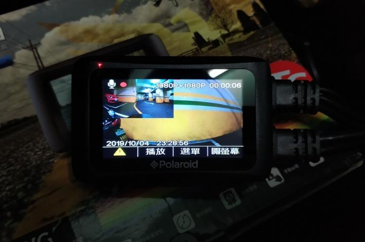 相見恨晚的好物－Polaroid MS273WG 寶麗萊小蜂鷹 夜視雙鏡行車記錄器
