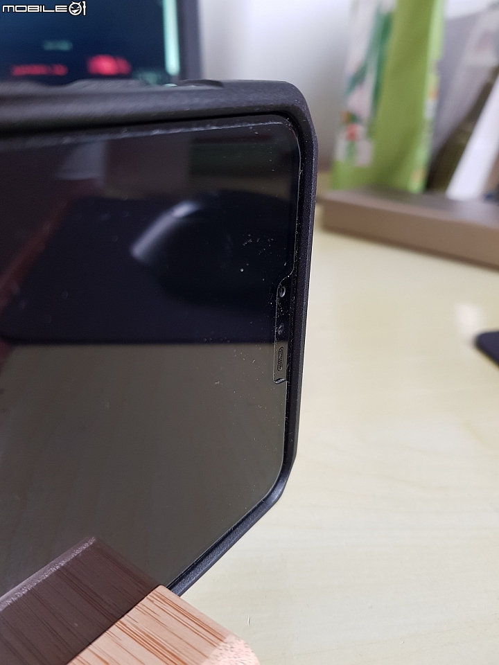 點我看大圖 LG V40七款手機殼分享