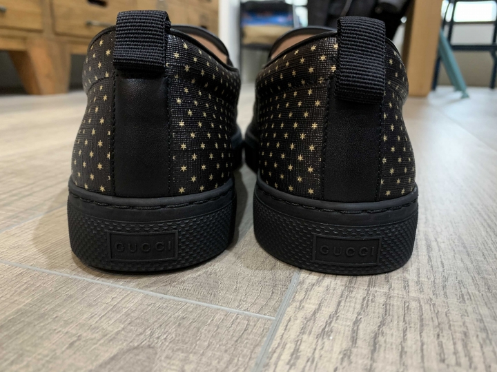 「開箱」GUCCI “GUCCY” 黑色漫天金星懶人鞋
