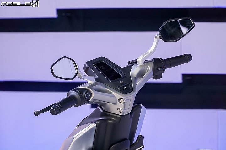 【TMS2019】YAMAHA 直系血親電動車 E01、E02 東京車展公開！MW Vision 有棚三輪傾斜電動概念車首發！