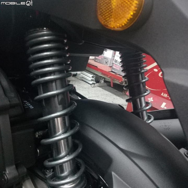 10月14日 牽車了 Z1 Attila 雙碟ABS版 開箱