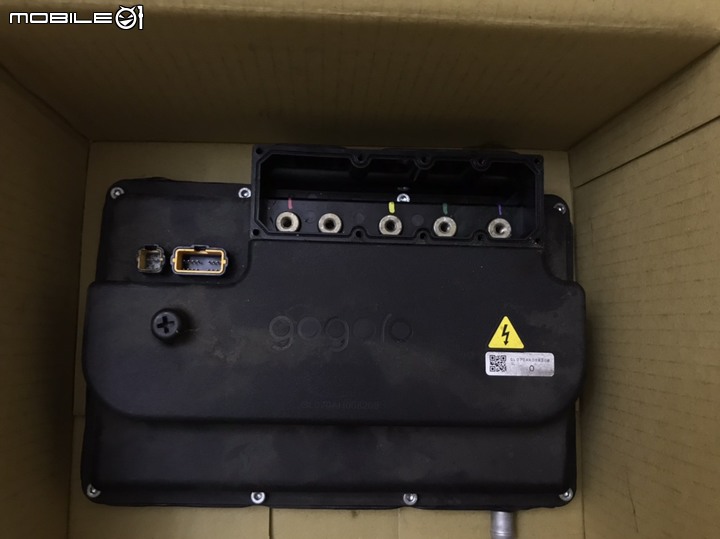 重點分享車友必看,上圖這就是mcu⋯gogoro跳雙黃燈,電門無反應無法啟動