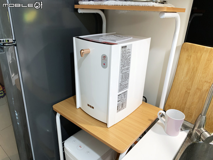 時尚居家~日日喝好水 - 賀眾牌 UV-6702EW-1 超效瞬淨冷熱飲水機 安裝開箱&使用分享